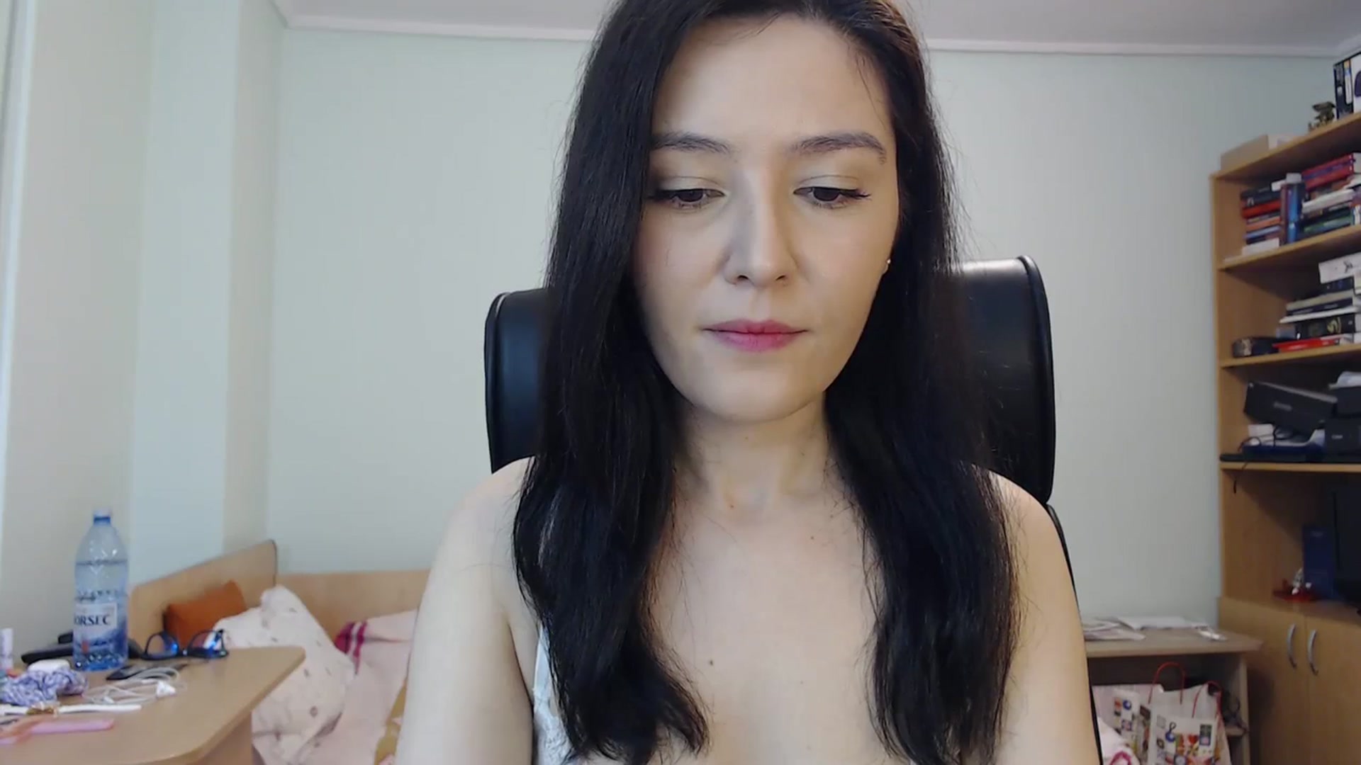 Gallery image thumbnail from SailorJupit3r's myfreecams stream on, 01/10/2024, 19:20 image 10 of 20