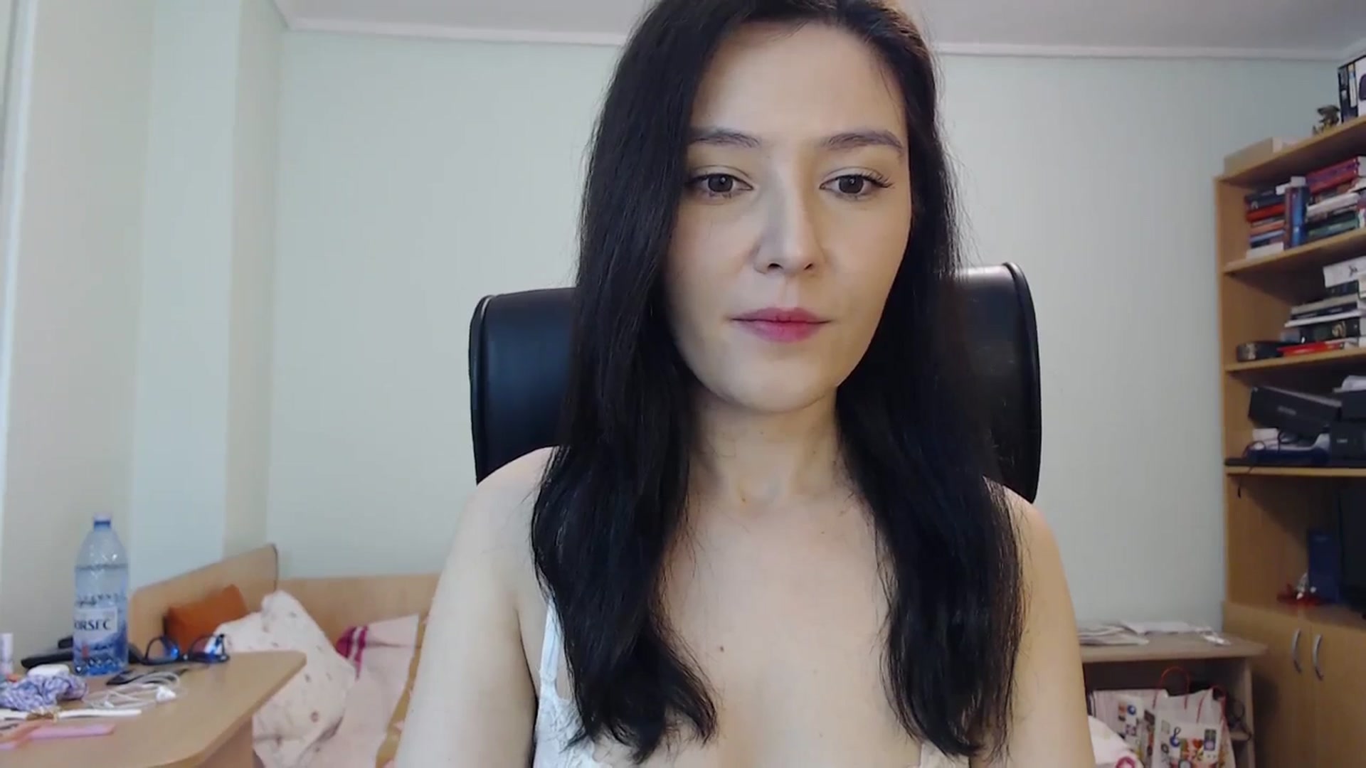 Gallery image thumbnail from SailorJupit3r's myfreecams stream on, 01/10/2024, 19:20 image 11 of 20