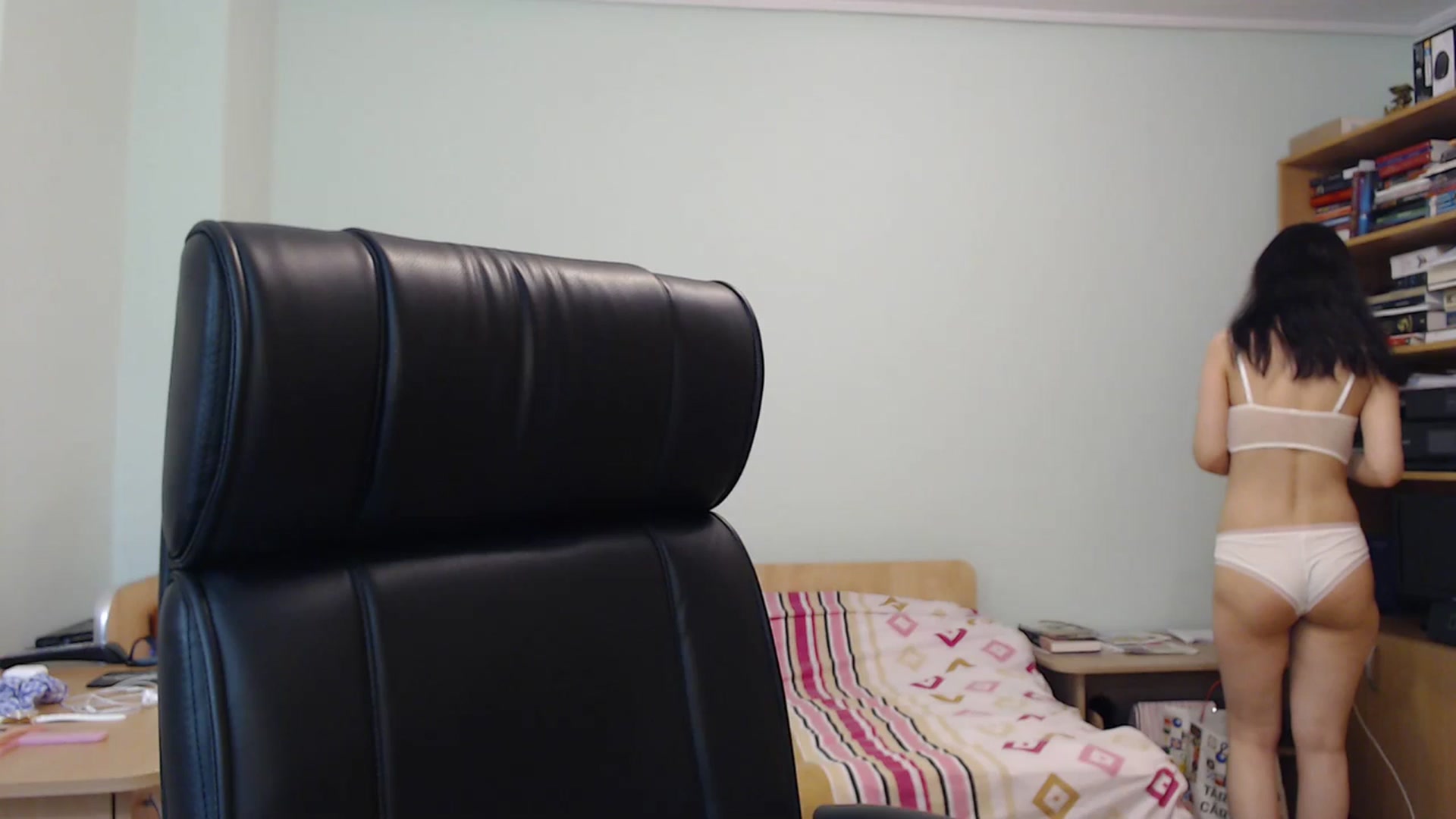 Gallery image thumbnail from SailorJupit3r's myfreecams stream on, 01/10/2024, 22:15 image 15 of 20
