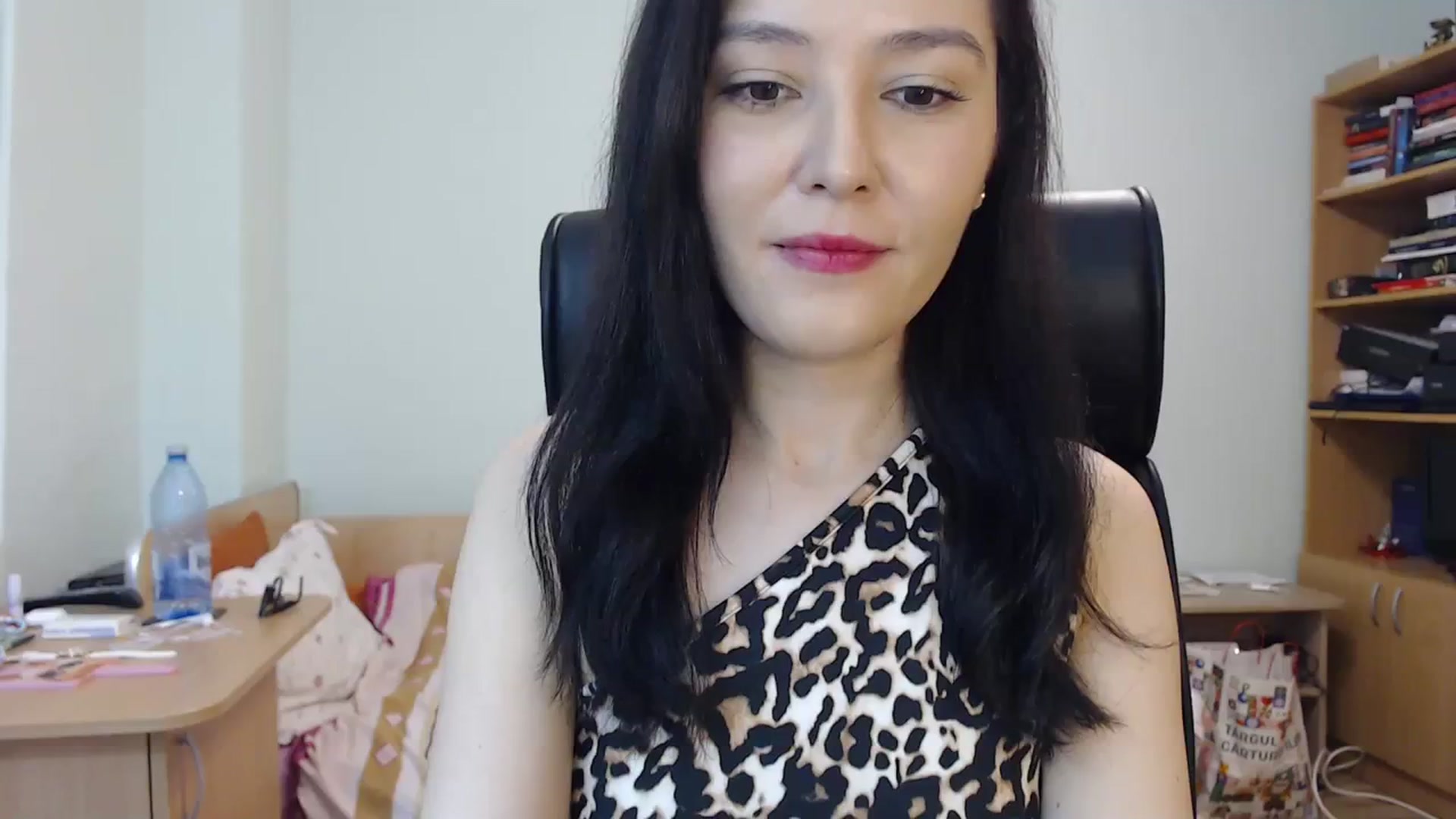 Gallery image thumbnail from SailorJupit3r's myfreecams stream on, 01/11/2024, 21:13 image 18 of 20