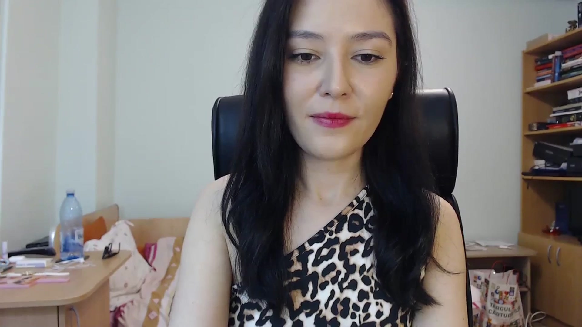 Gallery image thumbnail from SailorJupit3r's myfreecams stream on, 01/11/2024, 21:13 image 17 of 20