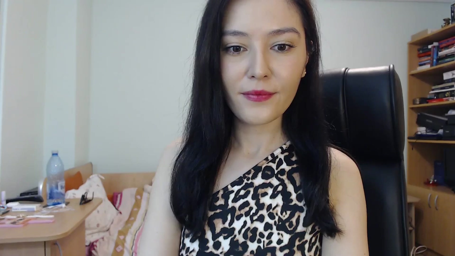Gallery image thumbnail from SailorJupit3r's myfreecams stream on, 01/11/2024, 21:13 image 10 of 20