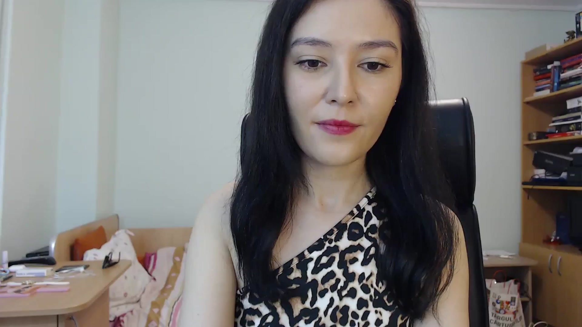 Gallery image thumbnail from SailorJupit3r's myfreecams stream on, 01/11/2024, 21:58 image 6 of 20