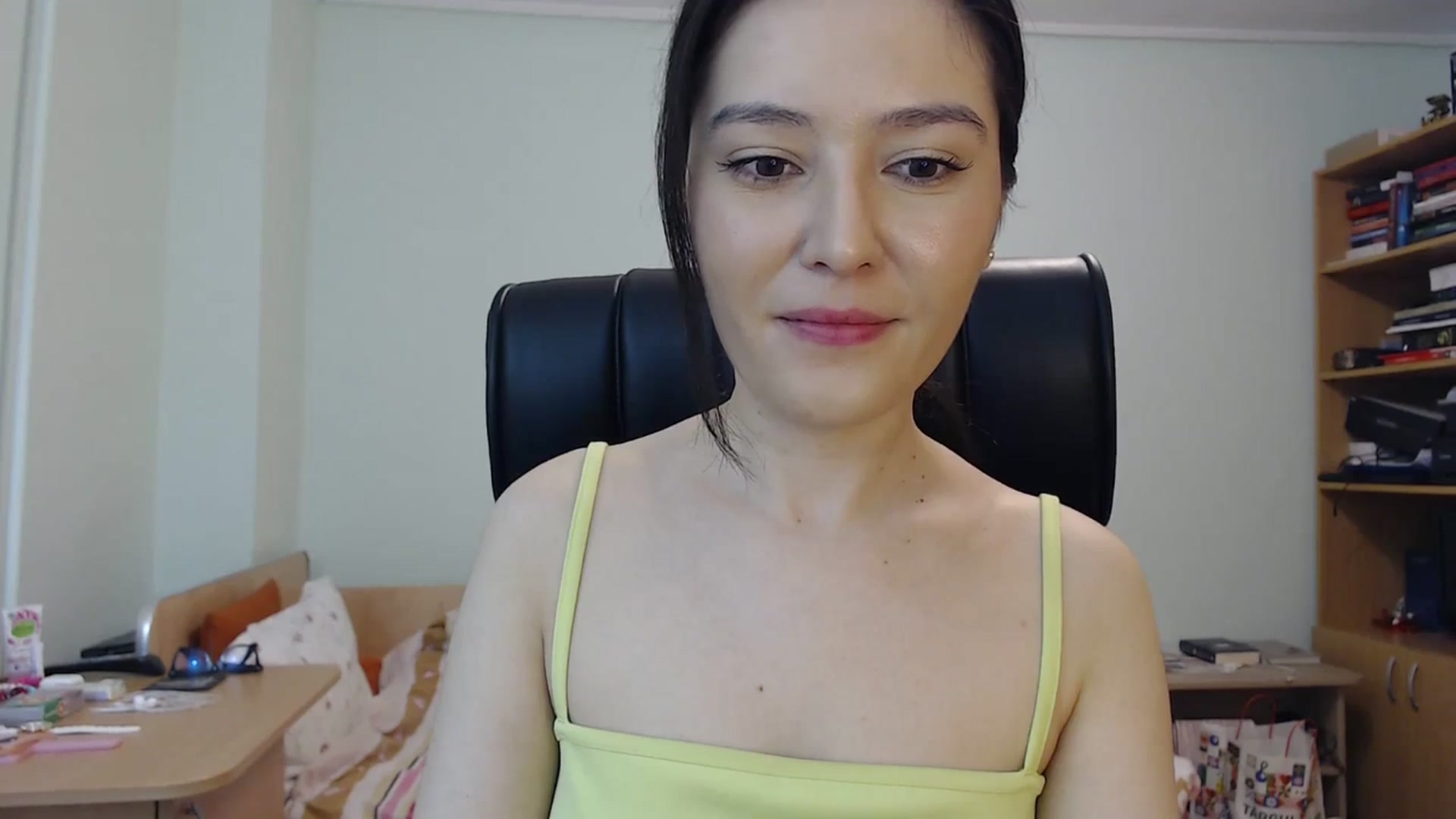 Gallery image thumbnail from SailorJupit3r's myfreecams stream on, 01/13/2024, 20:09 image 4 of 20