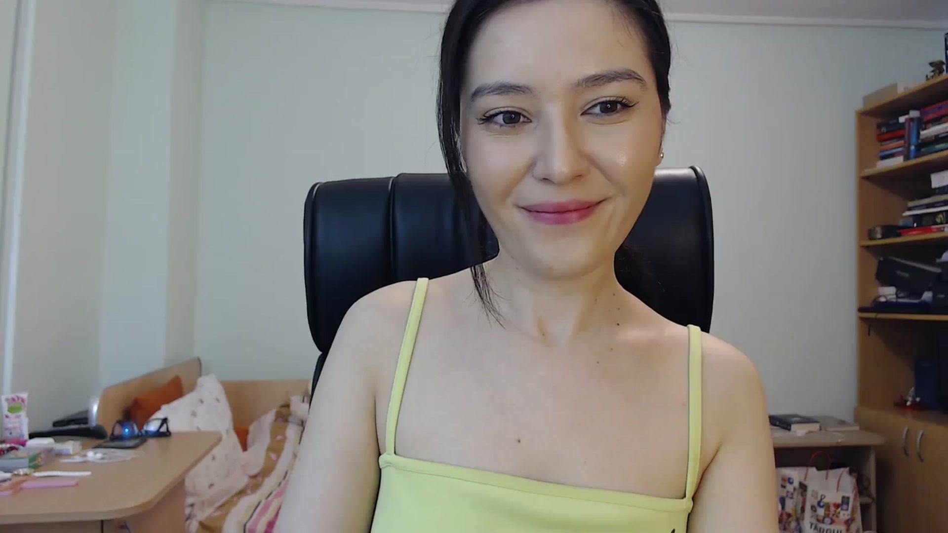 Gallery image thumbnail from SailorJupit3r's myfreecams stream on, 01/13/2024, 20:09 image 2 of 20