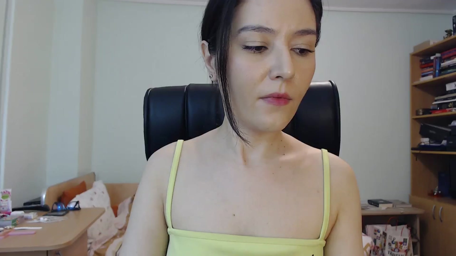 Gallery image thumbnail from SailorJupit3r's myfreecams stream on, 01/13/2024, 20:09 image 5 of 20