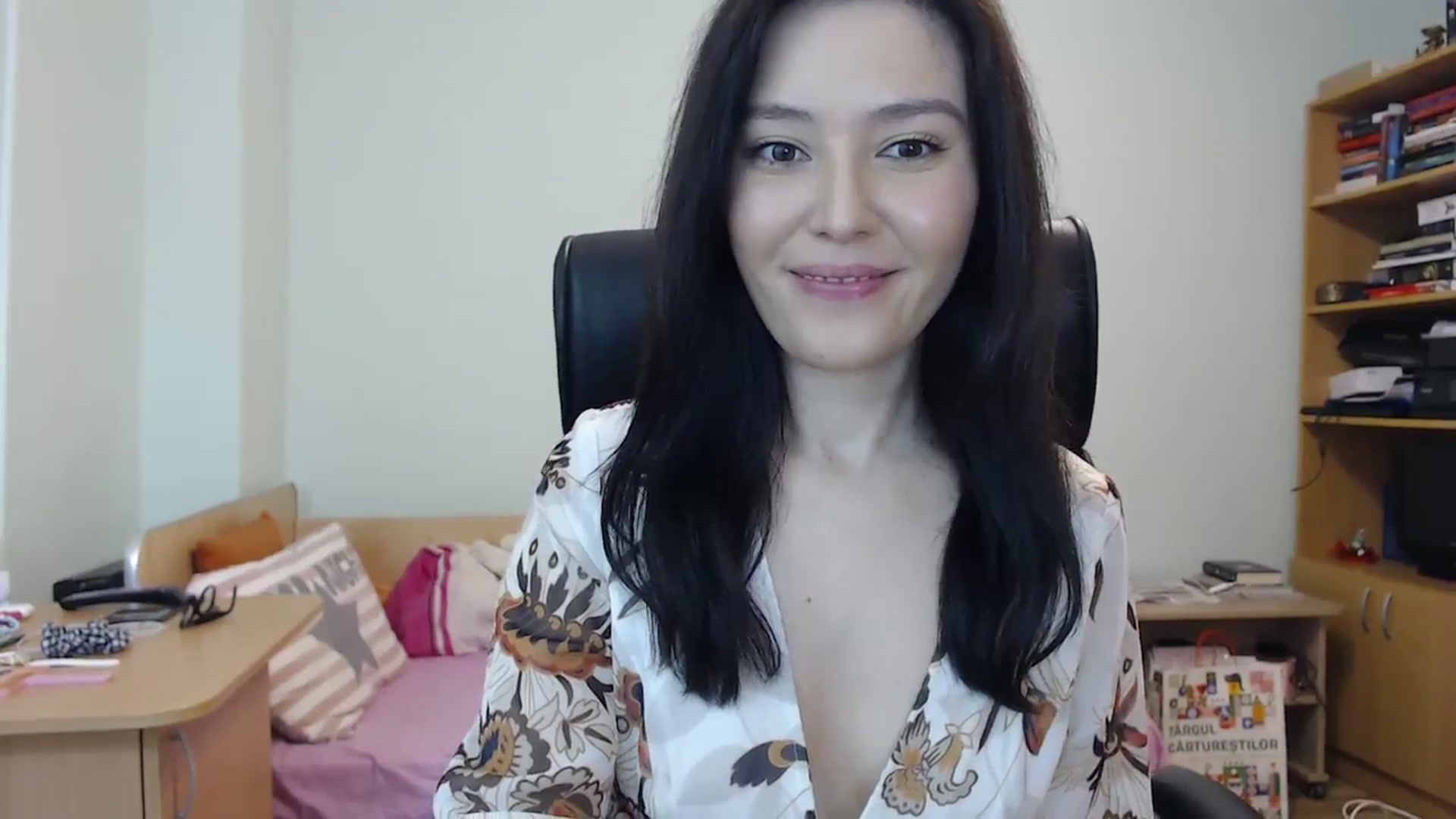Gallery image thumbnail from SailorJupit3r's myfreecams stream on, 01/17/2024, 20:21 image 18 of 20