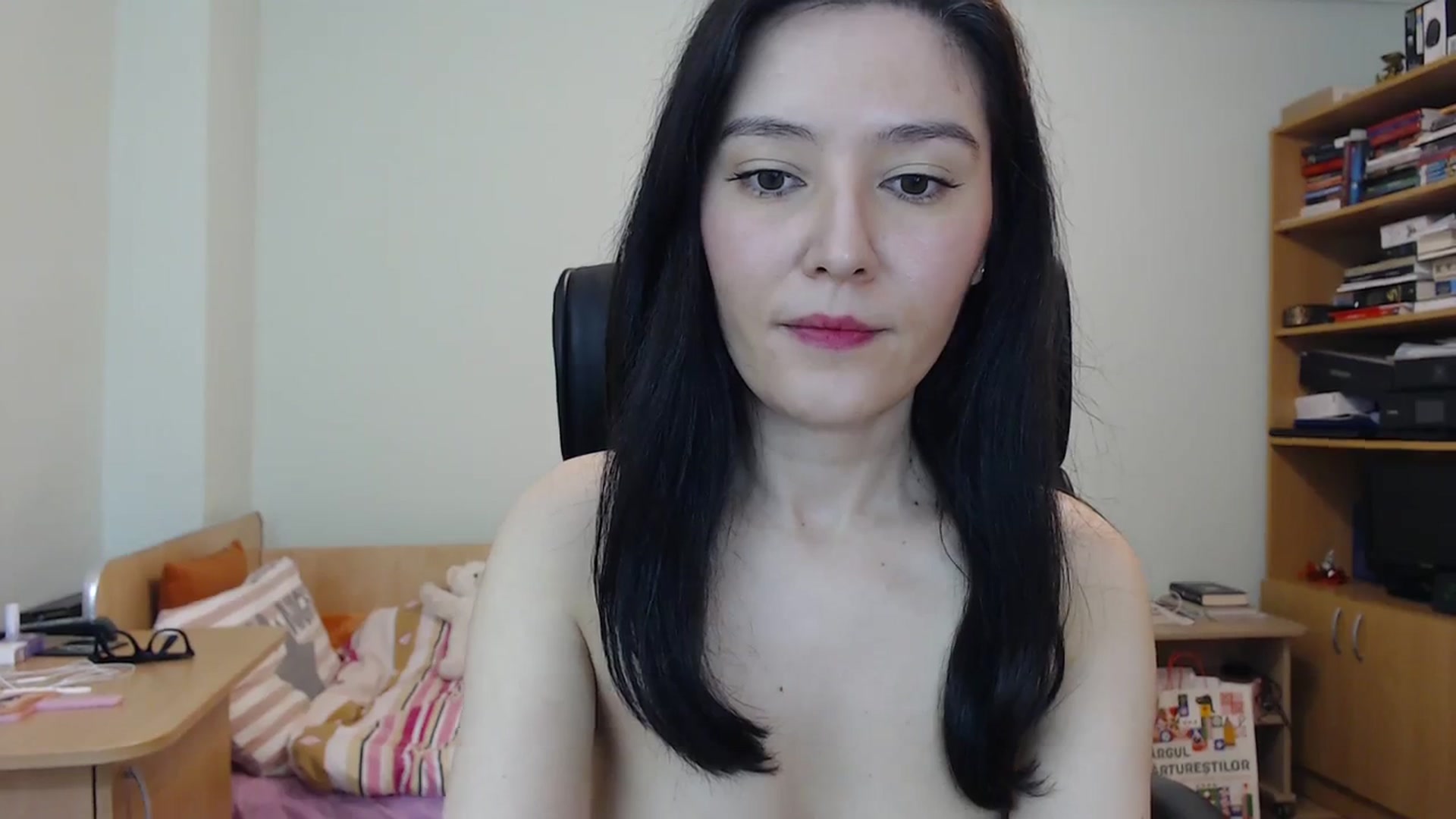 Gallery image thumbnail from SailorJupit3r's myfreecams stream on, 01/20/2024, 21:40 image 2 of 20