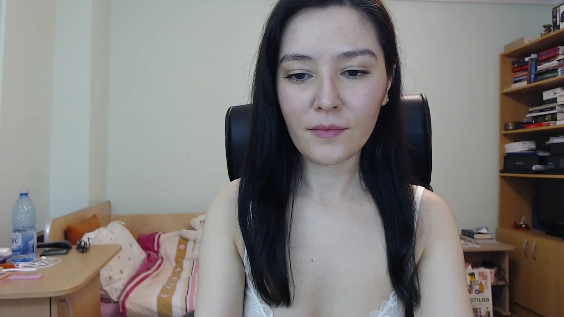 Gallery image thumbnail from SailorJupit3r's myfreecams stream on, 02/01/2024, 21:19 image 14 of 20