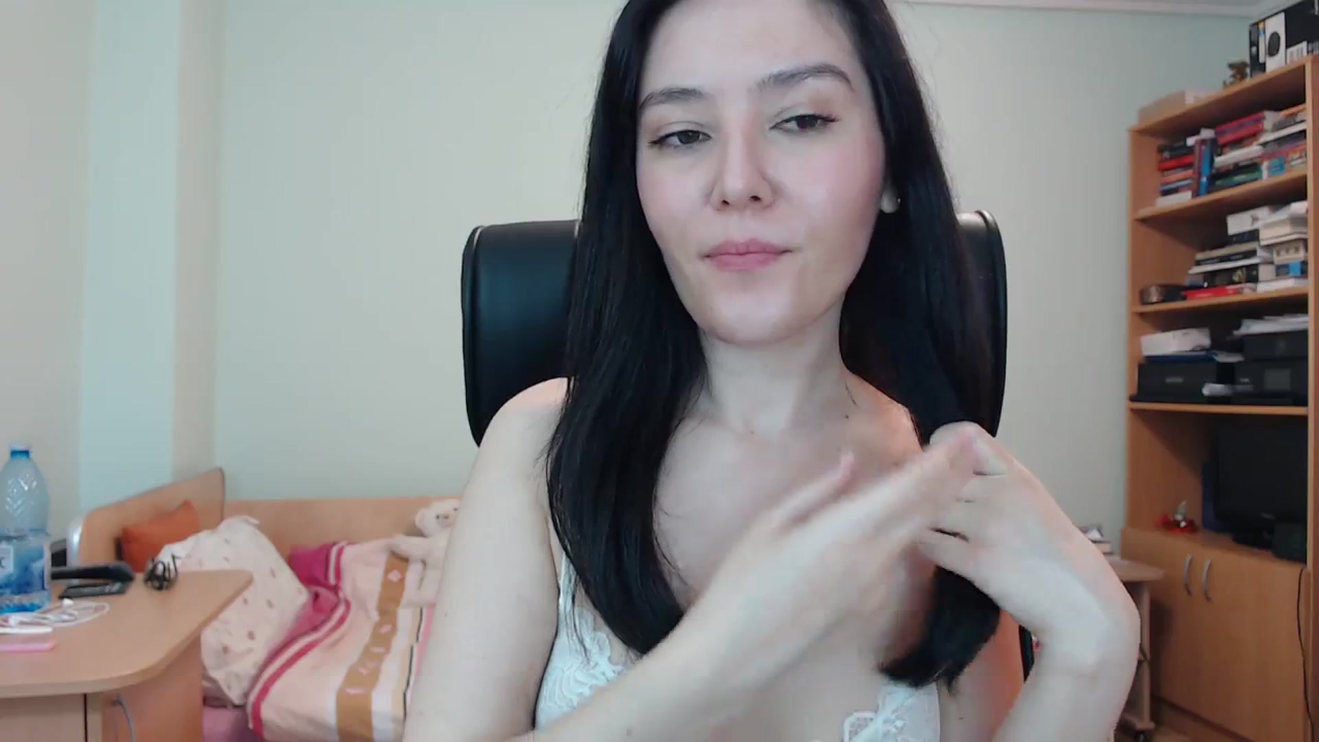 Gallery image thumbnail from SailorJupit3r's myfreecams stream on, 02/01/2024, 22:38 image 2 of 20