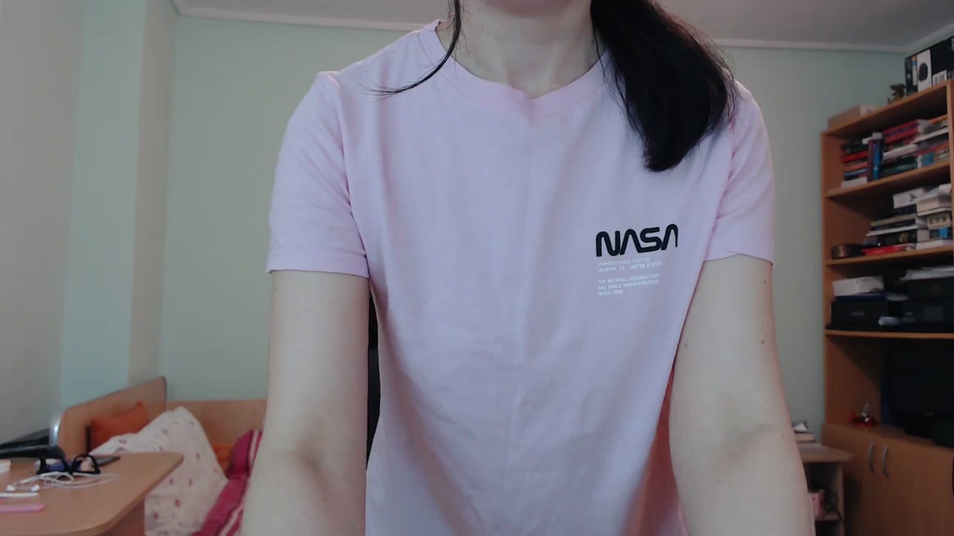 Gallery image thumbnail from SailorJupit3r's myfreecams stream on, 02/02/2024, 22:15 image 17 of 20