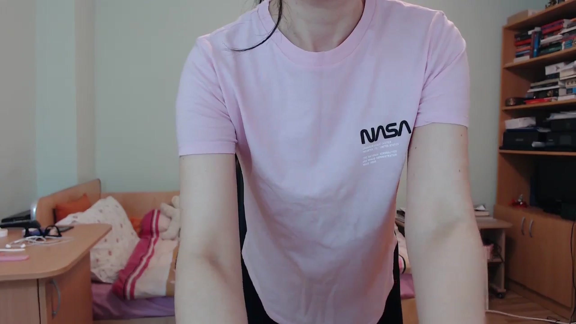 Gallery image thumbnail from SailorJupit3r's myfreecams stream on, 02/02/2024, 22:15 image 19 of 20
