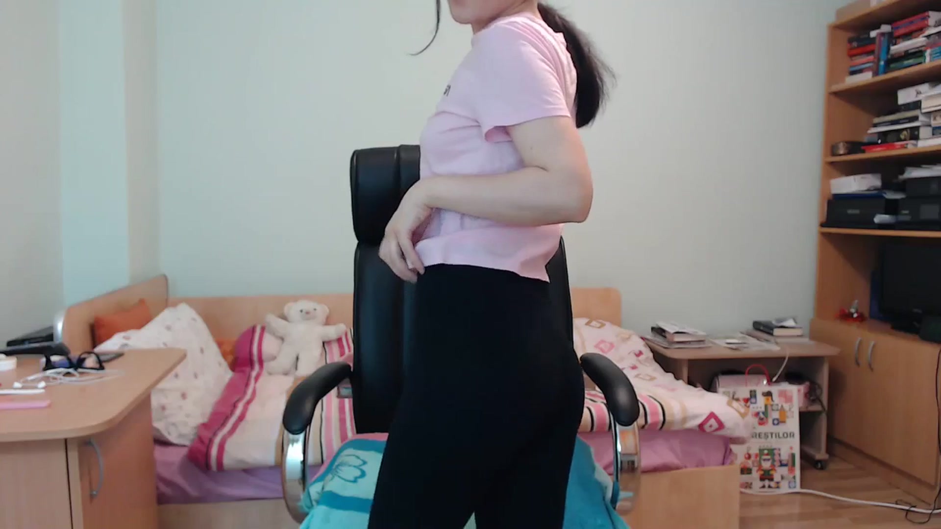 Gallery image thumbnail from SailorJupit3r's myfreecams stream on, 02/02/2024, 22:15 image 10 of 20