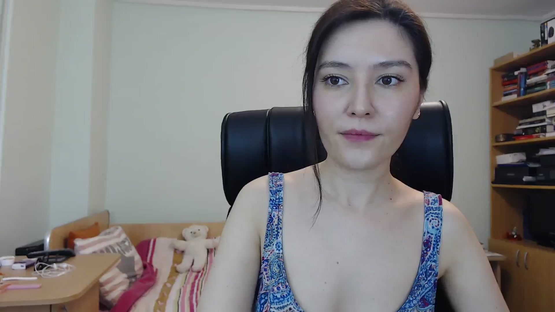 Gallery image thumbnail from SailorJupit3r's myfreecams stream on, 02/03/2024, 23:32 image 6 of 20