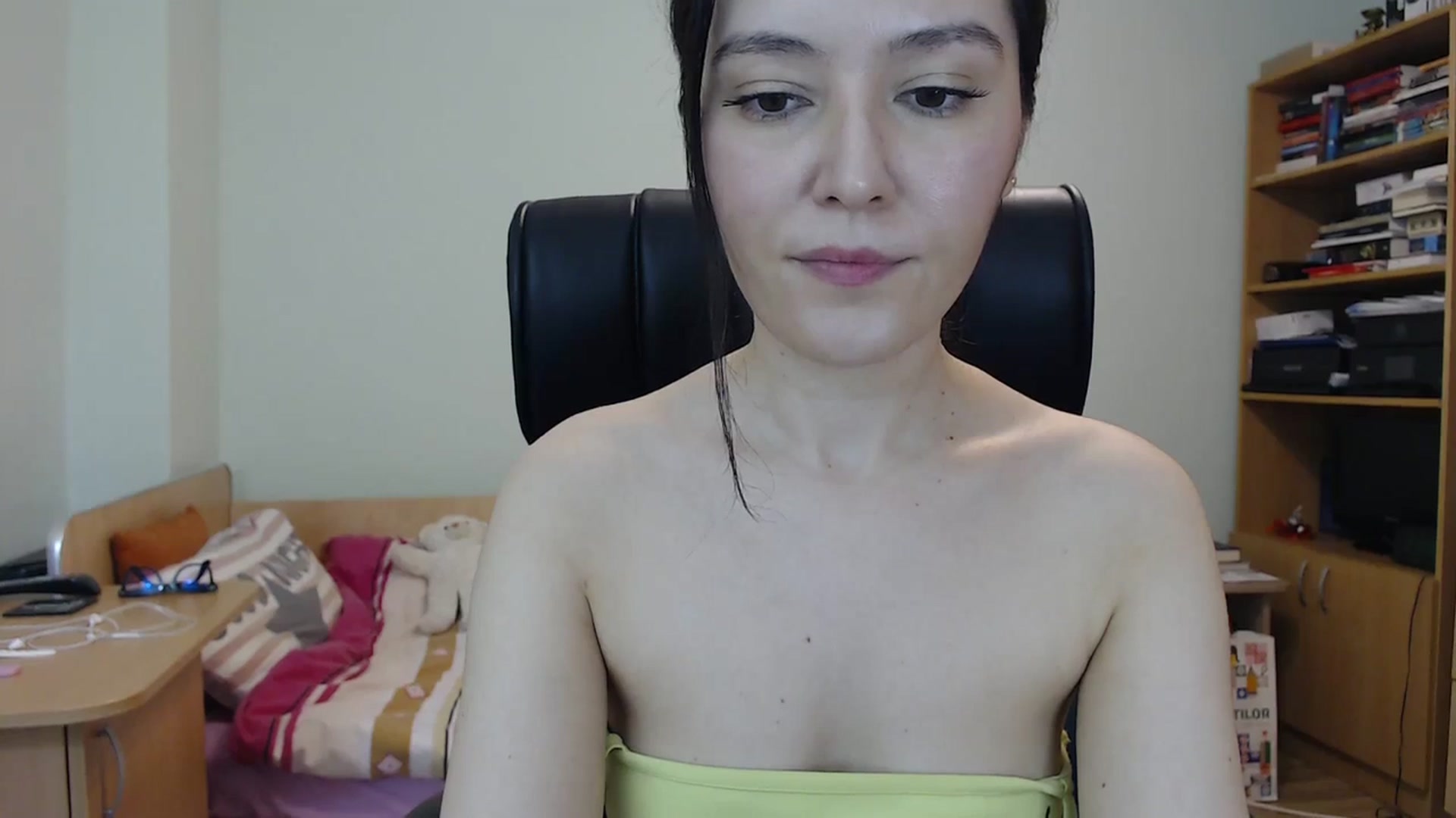 Gallery image thumbnail from SailorJupit3r's myfreecams stream on, 02/07/2024, 21:17 image 19 of 20