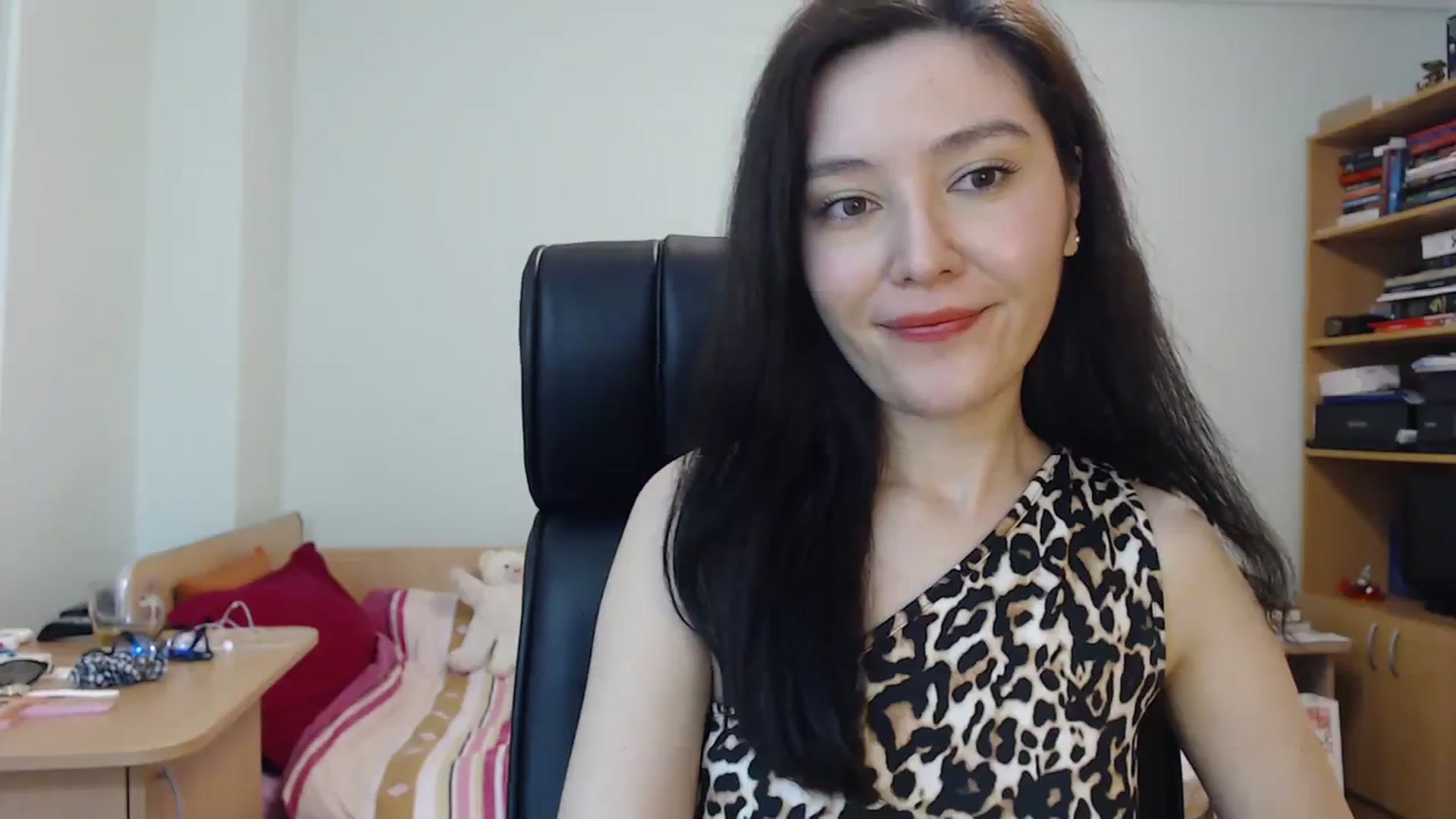 Gallery image thumbnail from SailorJupit3r's myfreecams stream on, 02/11/2024, 21:33 image 14 of 20