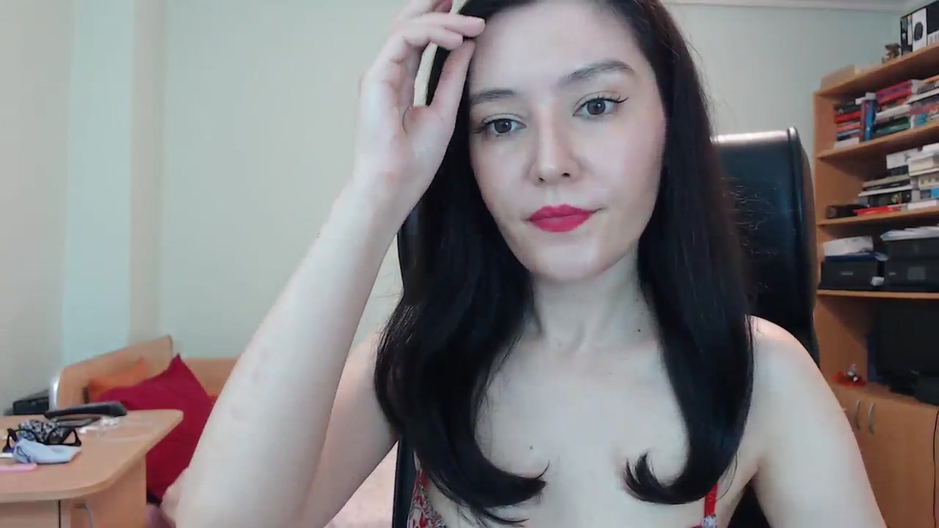 Gallery image thumbnail from SailorJupit3r's myfreecams stream on, 02/14/2024, 22:13 image 14 of 20