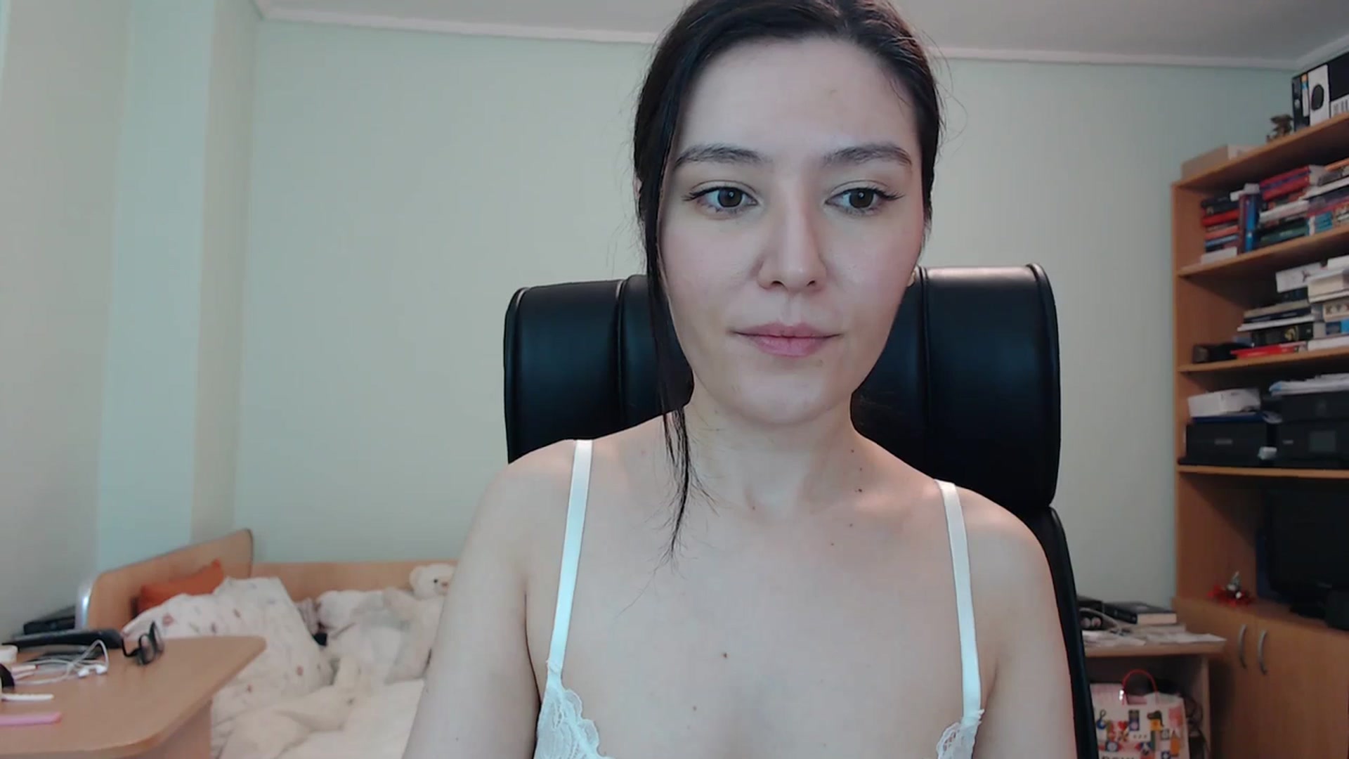 Gallery image thumbnail from SailorJupit3r's myfreecams stream on, 02/17/2024, 22:18 image 4 of 20