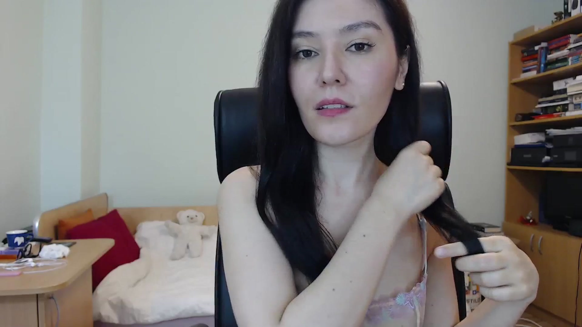 Gallery image thumbnail from SailorJupit3r's myfreecams stream on, 02/25/2024, 21:54 image 16 of 20