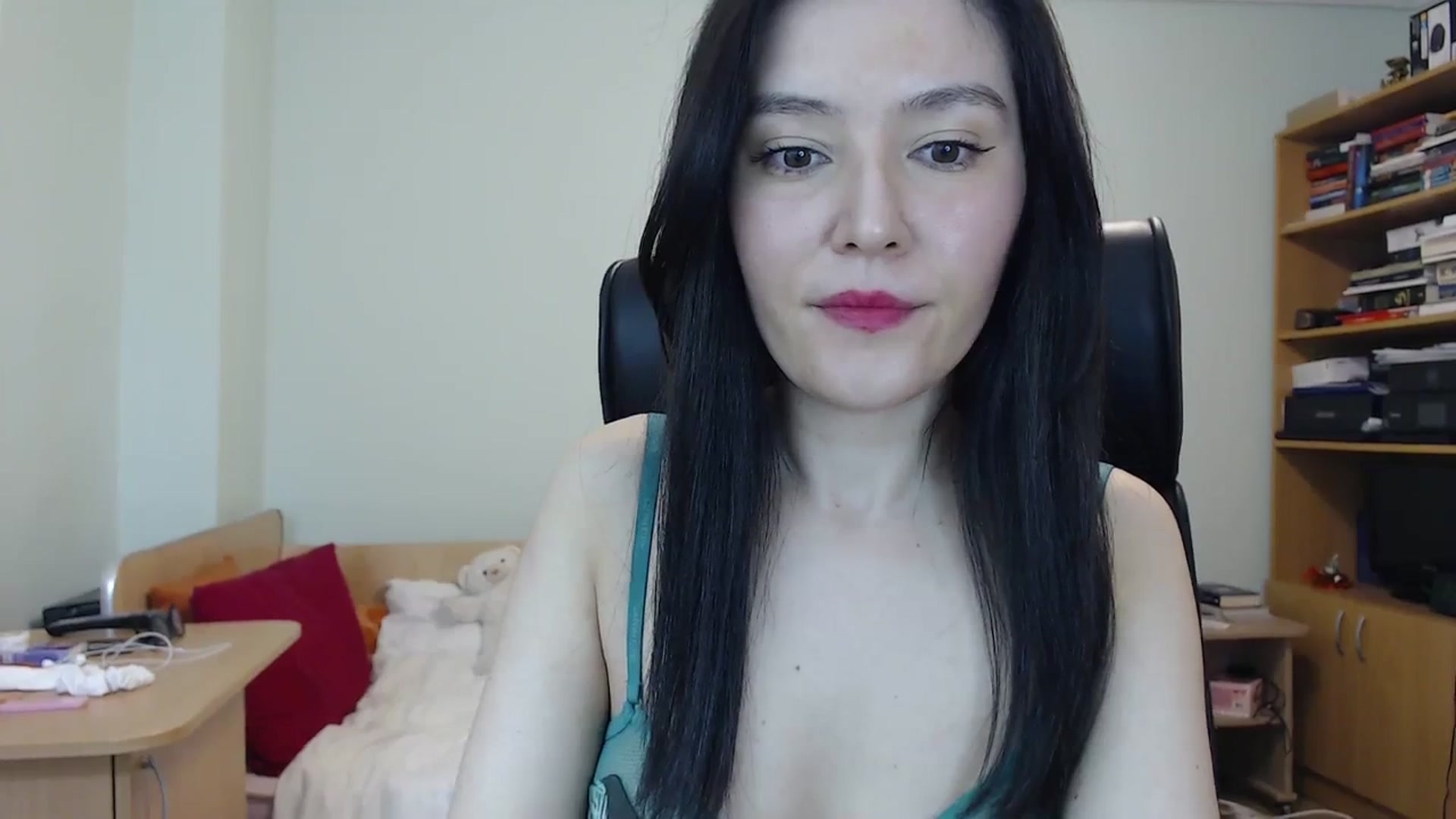 Gallery image thumbnail from SailorJupit3r's myfreecams stream on, 02/27/2024, 21:47 image 16 of 20