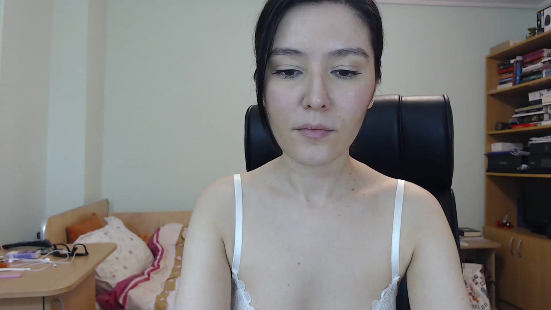 Gallery image thumbnail from SailorJupit3r's myfreecams stream on, 03/06/2024, 23:03 image 5 of 20