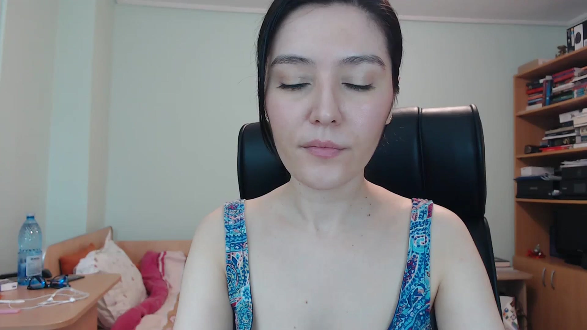 Gallery image thumbnail from SailorJupit3r's myfreecams stream on, 03/07/2024, 20:50 image 17 of 20
