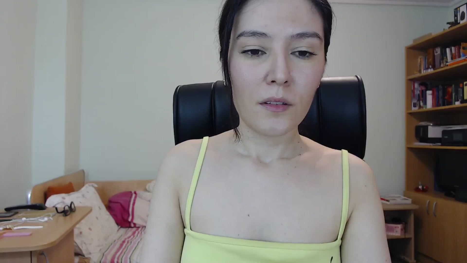 Gallery image thumbnail from SailorJupitr's myfreecams stream on, 05/10/2024, 19:21 image 14 of 20