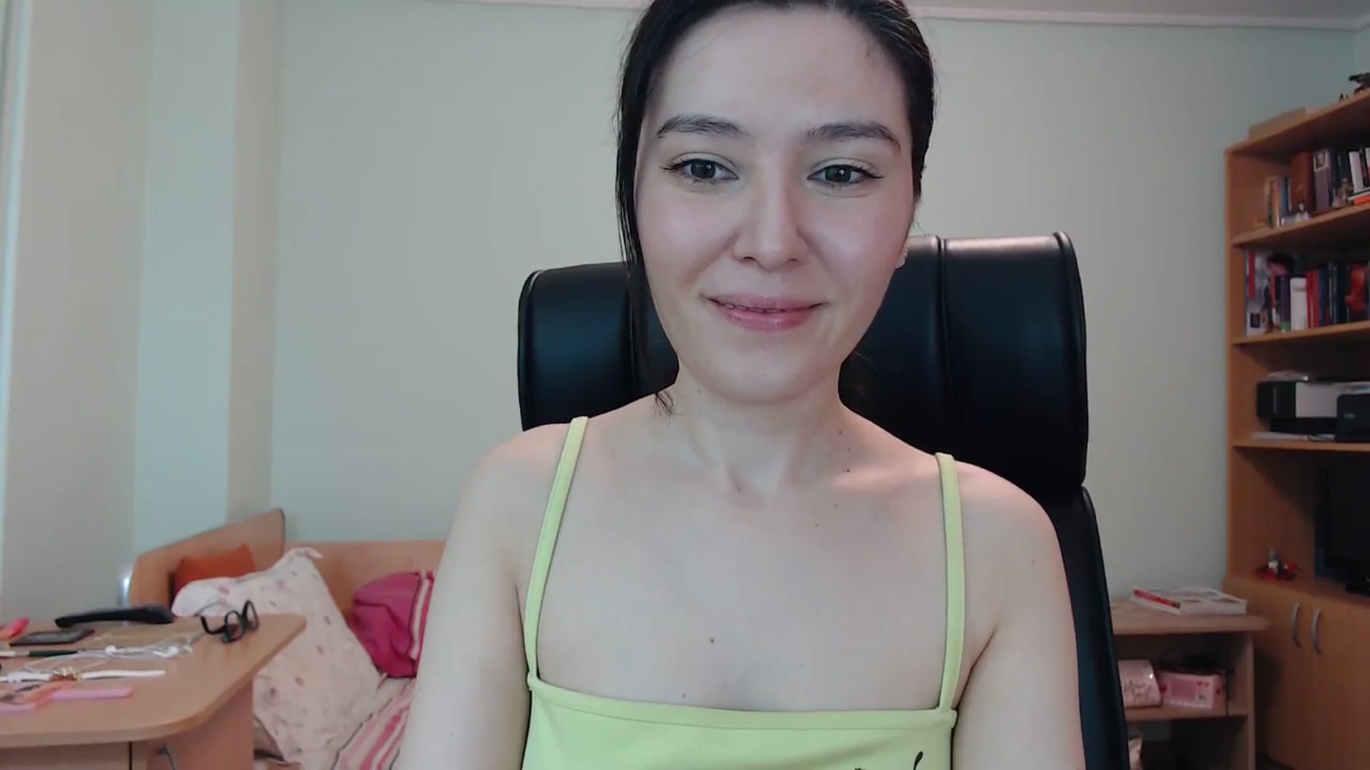 Gallery image thumbnail from SailorJupitr's myfreecams stream on, 05/10/2024, 19:21 image 2 of 20