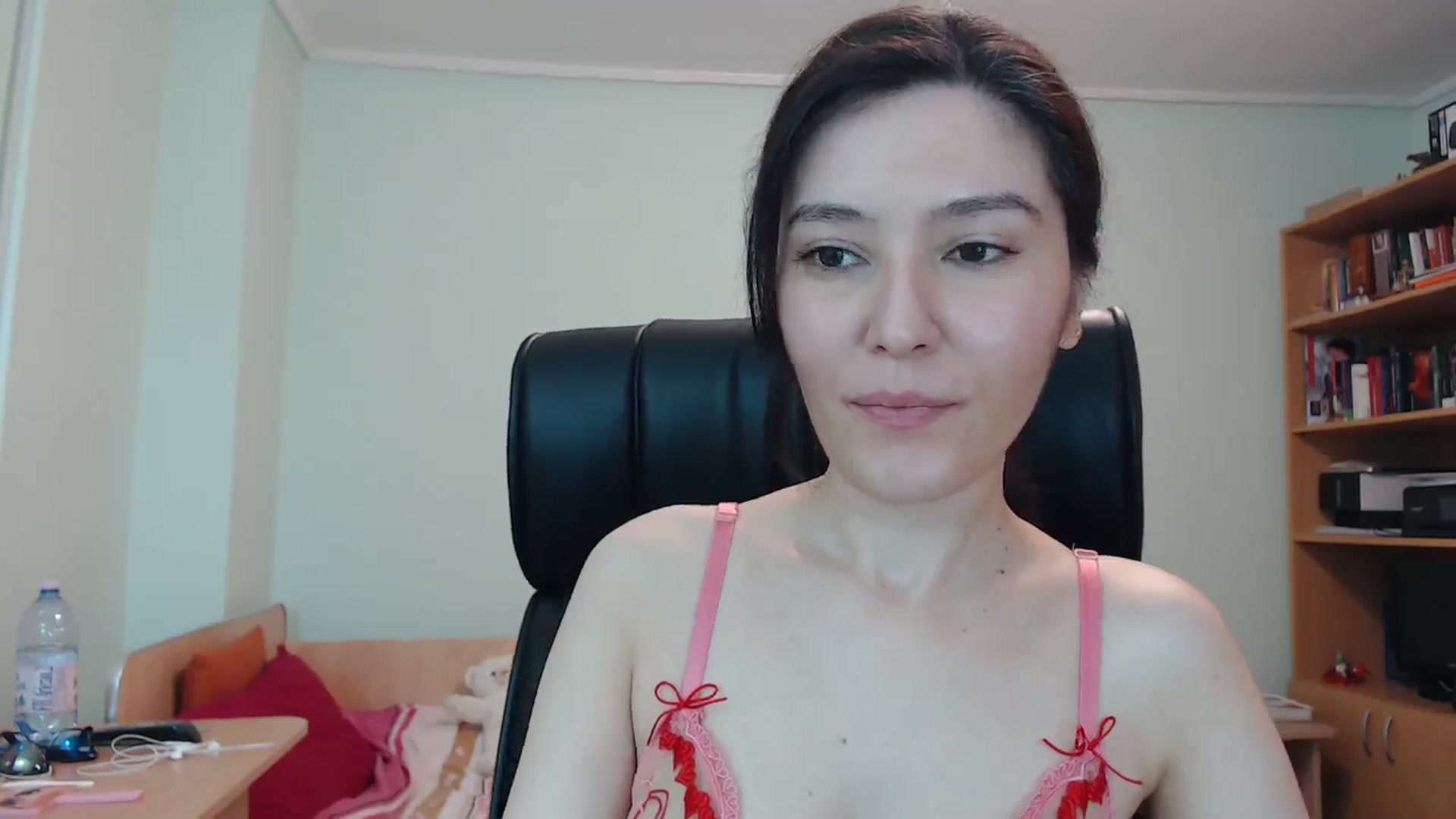 Gallery image thumbnail from SailorJupitr's myfreecams stream on, 05/12/2024, 19:48 image 3 of 20