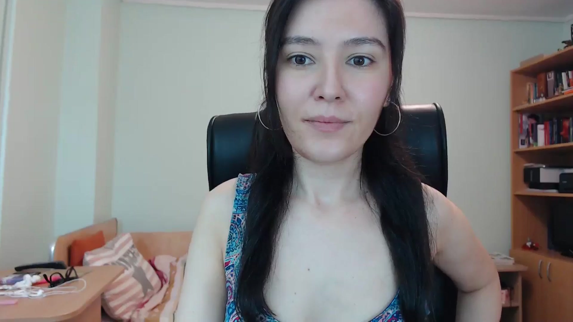 Gallery image thumbnail from SailorJupitr's myfreecams stream on, 05/21/2024, 20:32 image 8 of 20