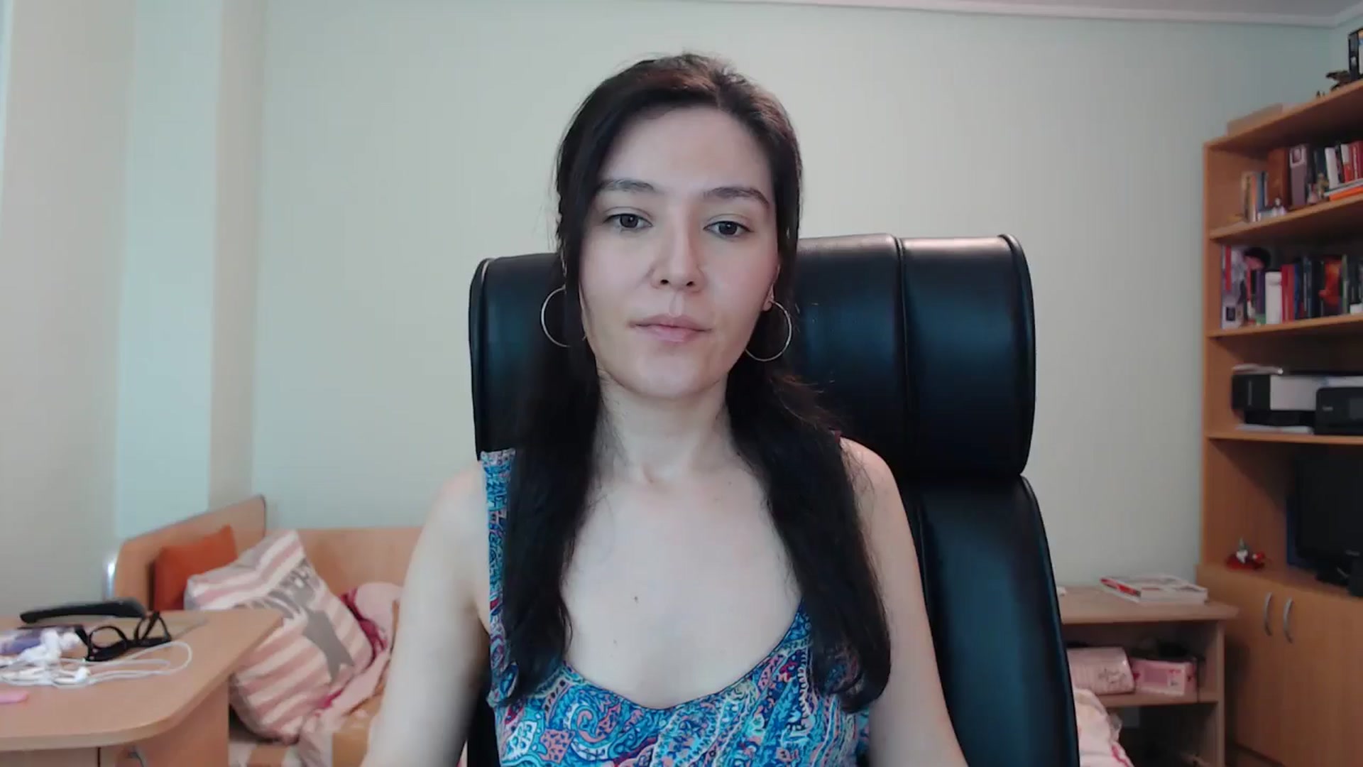 Gallery image thumbnail from SailorJupitr's myfreecams stream on, 05/21/2024, 20:32 image 19 of 20