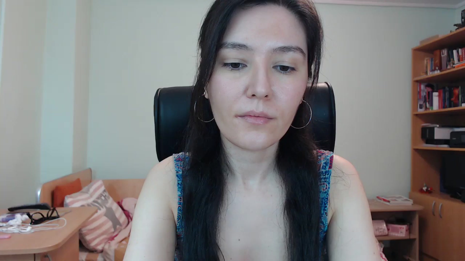 Gallery image thumbnail from SailorJupitr's myfreecams stream on, 05/21/2024, 20:47 image 2 of 20