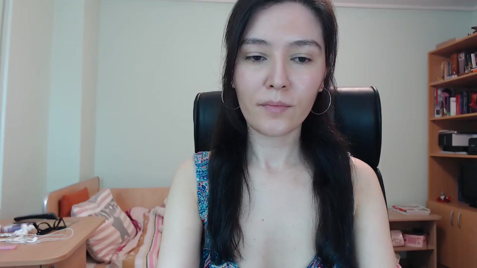 Gallery image thumbnail from SailorJupitr's myfreecams stream on, 05/21/2024, 22:02 image 1 of 20