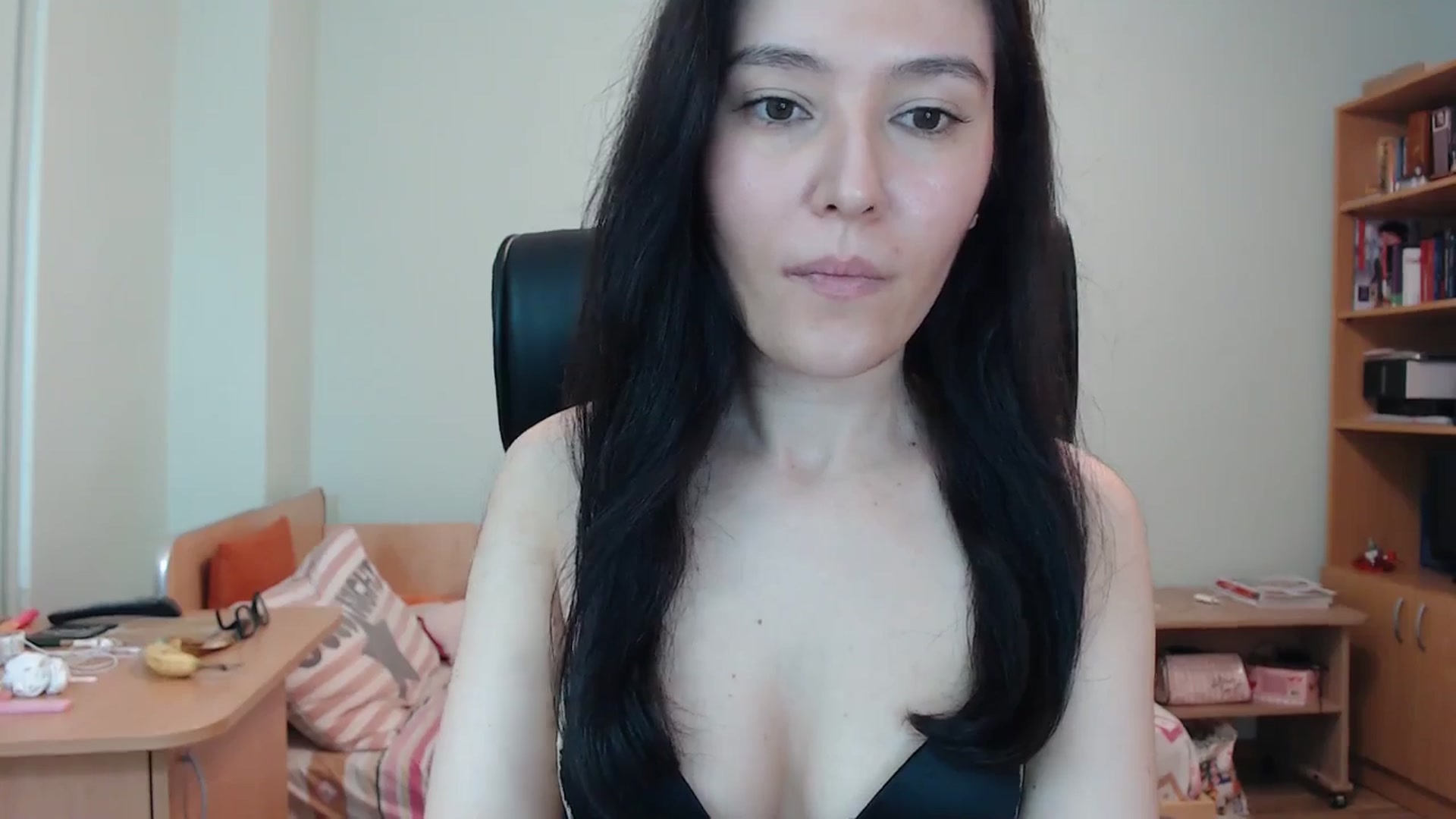 Gallery image thumbnail from SailorJupitr's myfreecams stream on, 05/23/2024, 20:25 image 12 of 20
