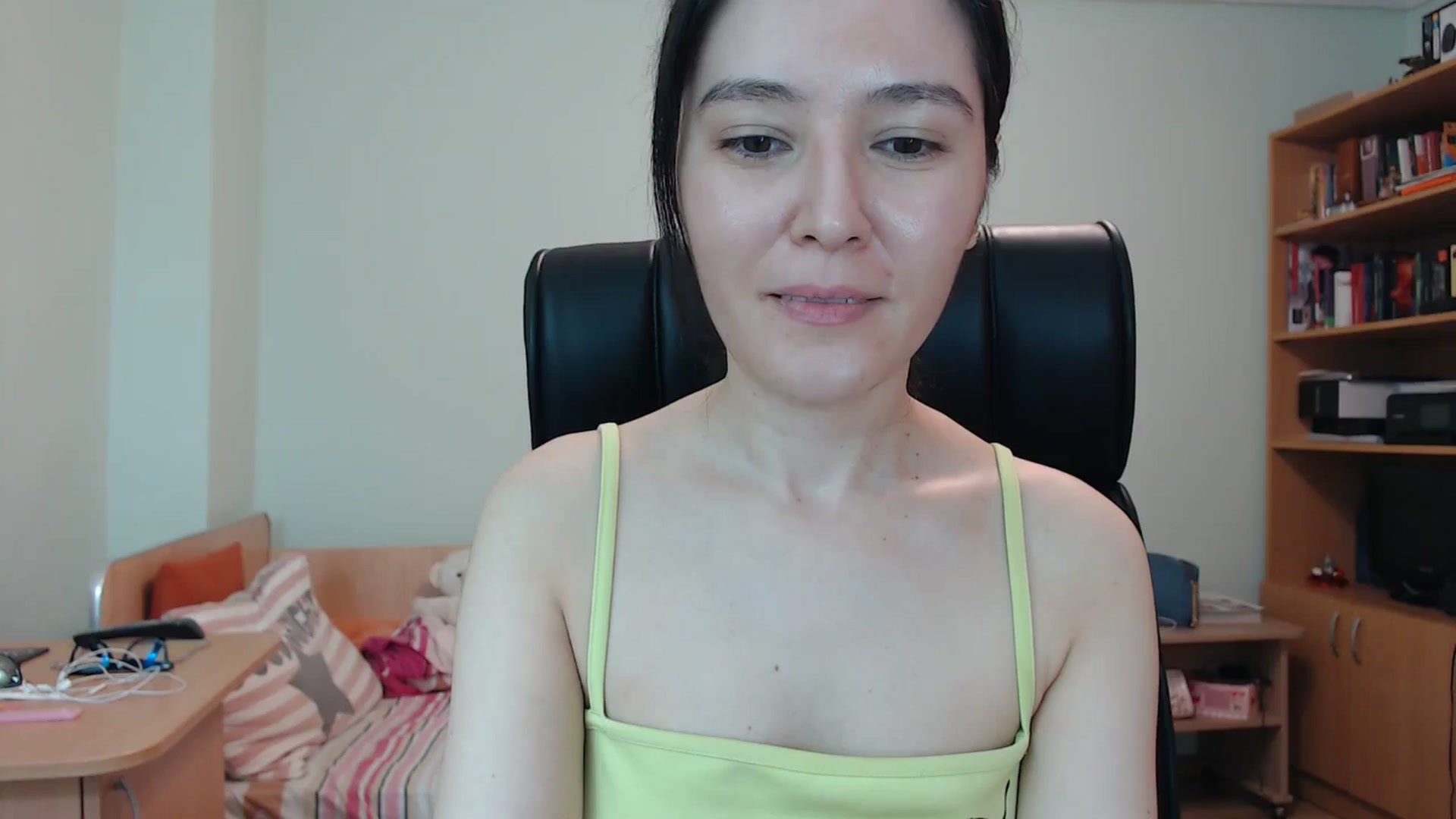 Gallery image thumbnail from SailorJupitr's myfreecams stream on, 05/24/2024, 21:17 image 1 of 20