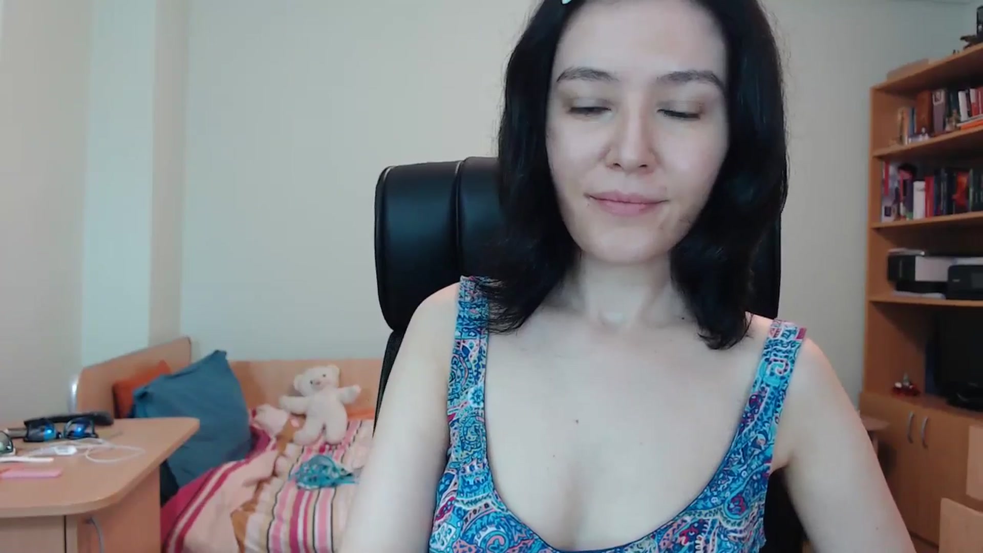 Gallery image thumbnail from SailorJupitr's myfreecams stream on, 05/25/2024, 20:52 image 18 of 20