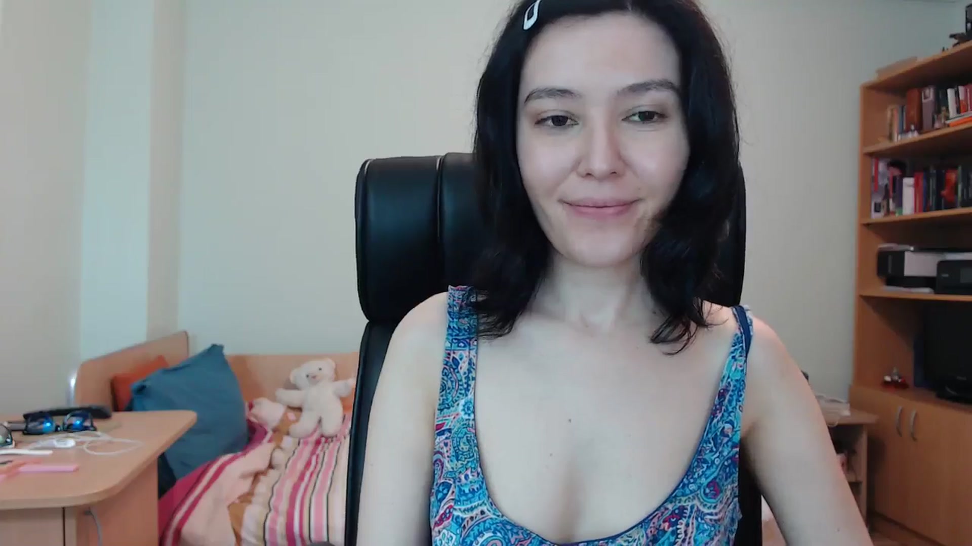 Gallery image thumbnail from SailorJupitr's myfreecams stream on, 05/25/2024, 21:20 image 12 of 20
