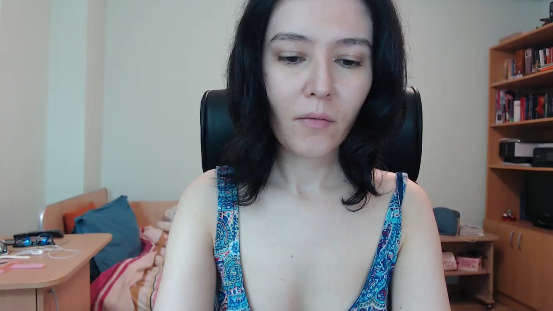 Gallery image thumbnail from SailorJupitr's myfreecams stream on, 05/25/2024, 21:20 image 10 of 20