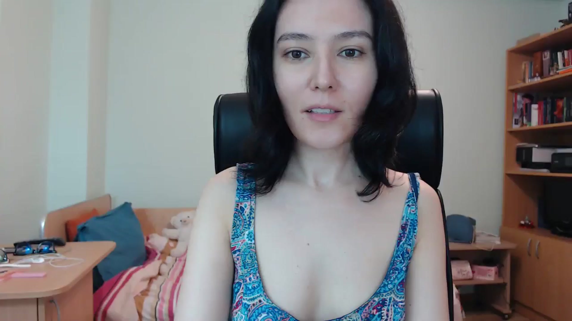 Gallery image thumbnail from SailorJupitr's myfreecams stream on, 05/25/2024, 21:20 image 9 of 20