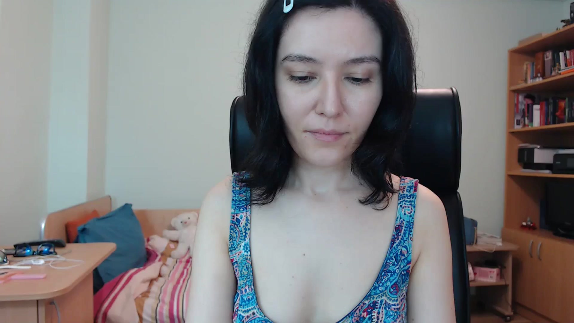 Gallery image thumbnail from SailorJupitr's myfreecams stream on, 05/25/2024, 21:20 image 15 of 20
