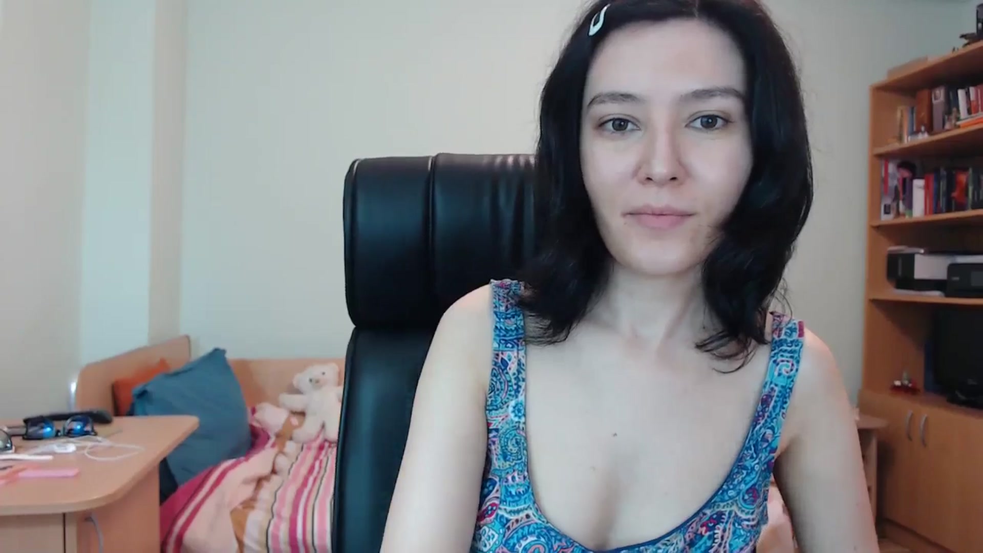 Gallery image thumbnail from SailorJupitr's myfreecams stream on, 05/25/2024, 21:20 image 18 of 20