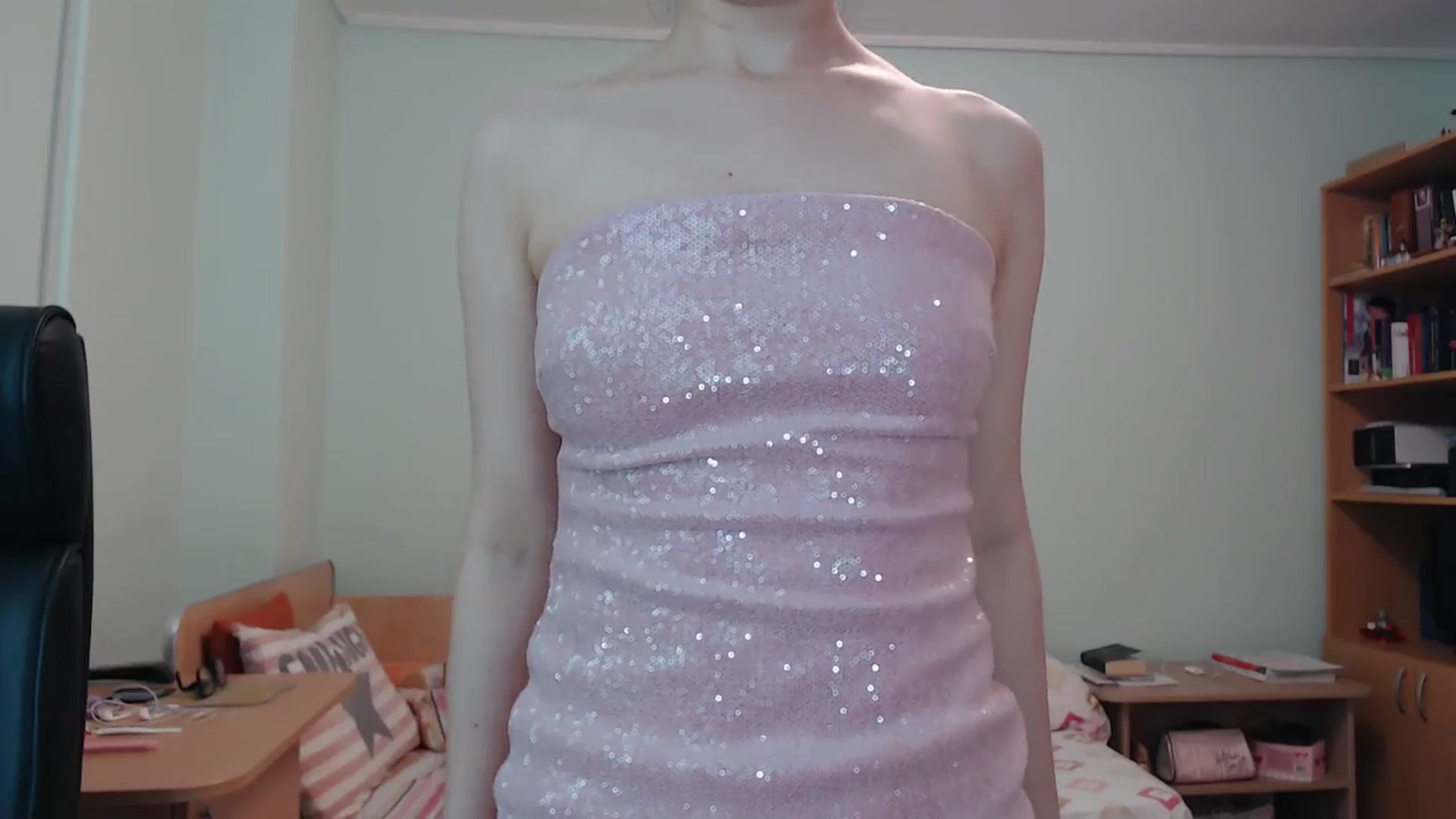 Gallery image thumbnail from SailorJupitr's myfreecams stream on, 06/01/2024, 19:00 image 2 of 20
