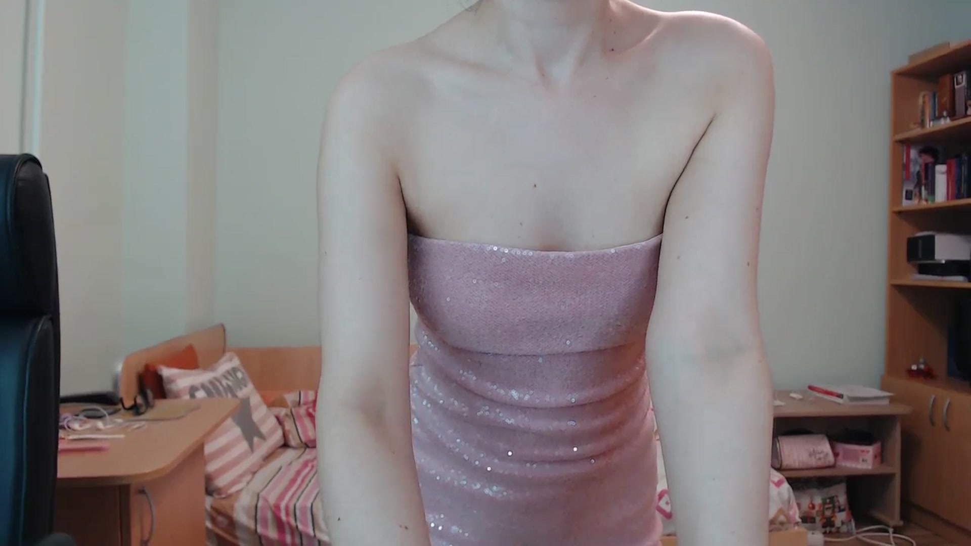 Gallery image thumbnail from SailorJupitr's myfreecams stream on, 06/01/2024, 19:00 image 5 of 20