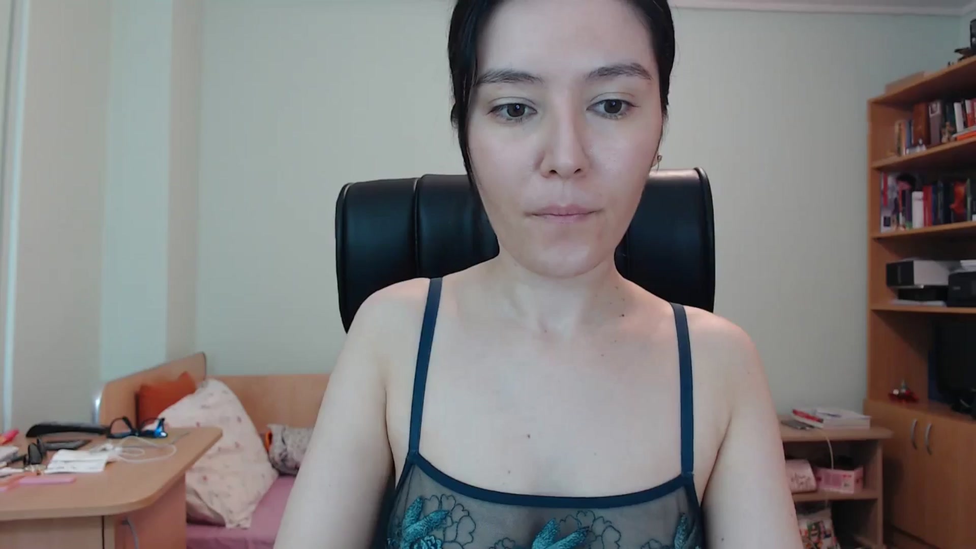 Gallery image thumbnail from SailorJupitr's myfreecams stream on, 06/06/2024, 20:16 image 20 of 20