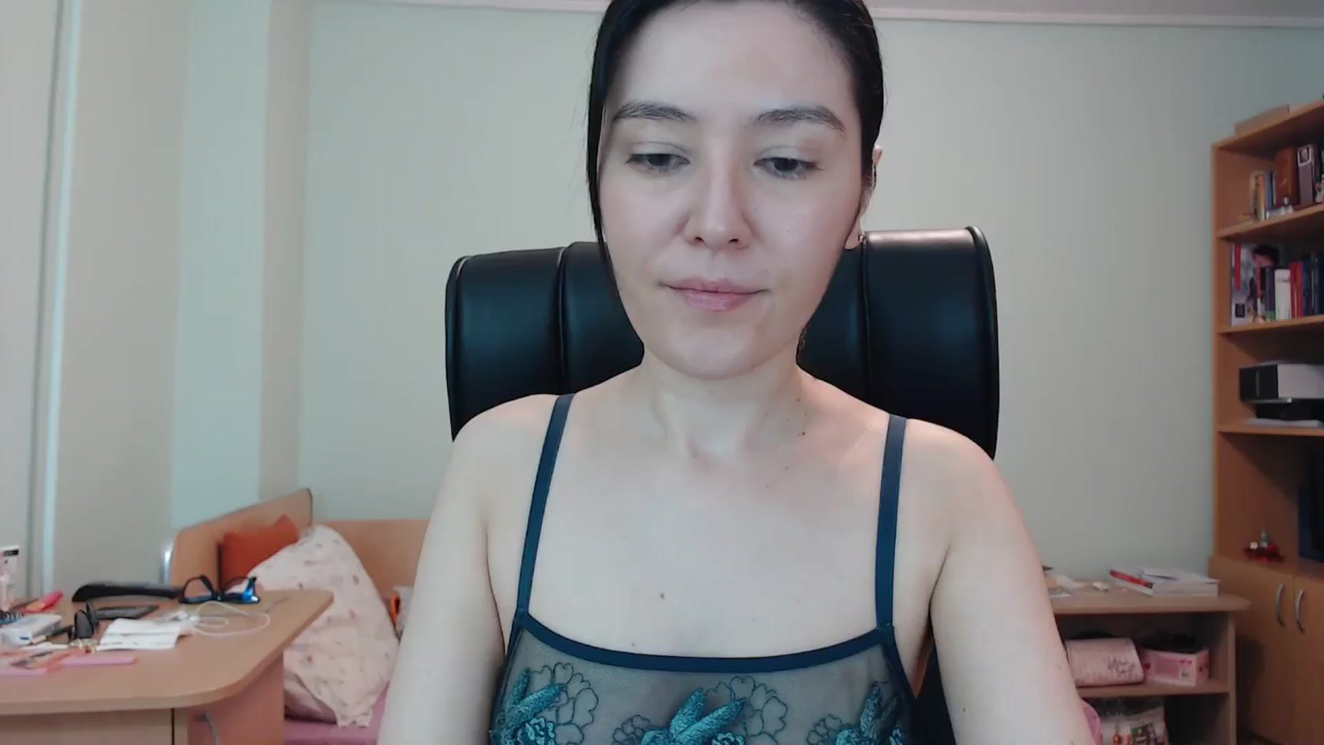 Gallery image thumbnail from SailorJupitr's myfreecams stream on, 06/06/2024, 20:16 image 1 of 20
