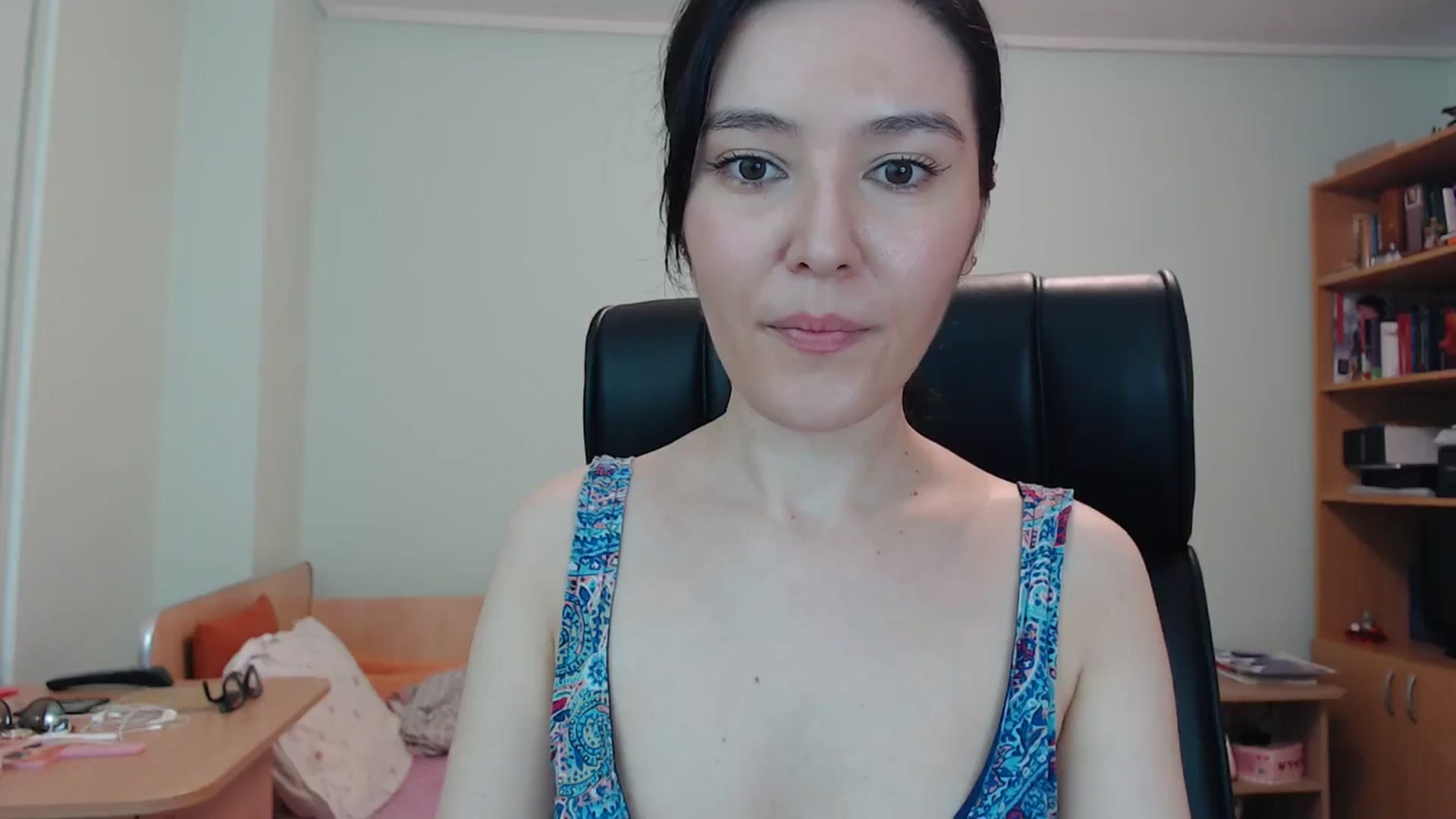 Gallery image thumbnail from SailorJupitr's myfreecams stream on, 06/21/2024, 19:14 image 15 of 20