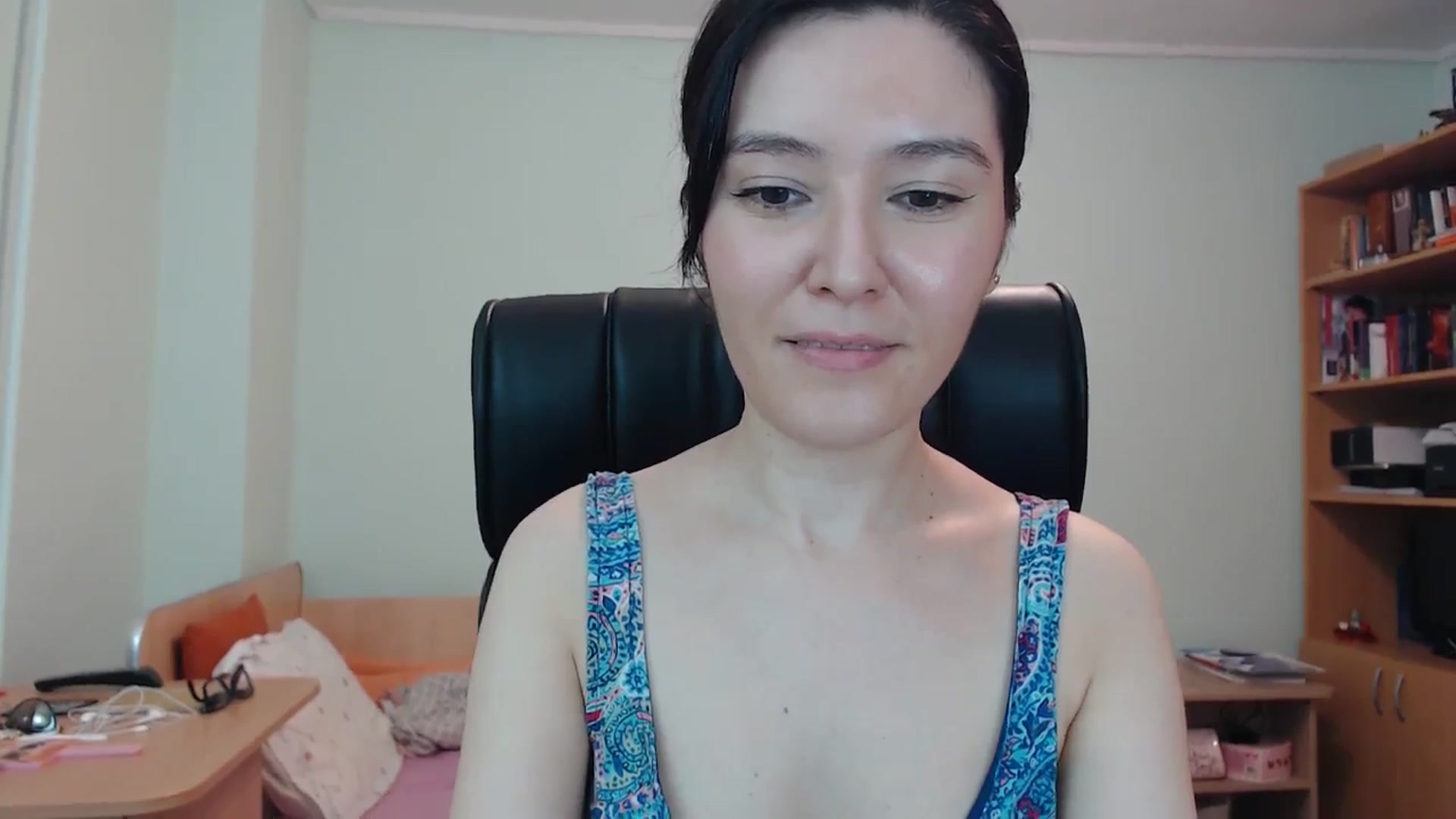 Gallery image thumbnail from SailorJupitr's myfreecams stream on, 06/21/2024, 21:09 image 5 of 20
