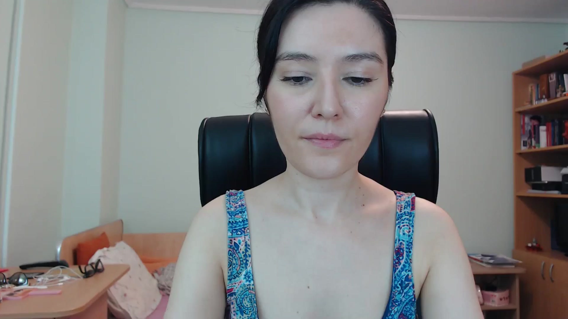 Gallery image thumbnail from SailorJupitr's myfreecams stream on, 06/21/2024, 21:09 image 3 of 20