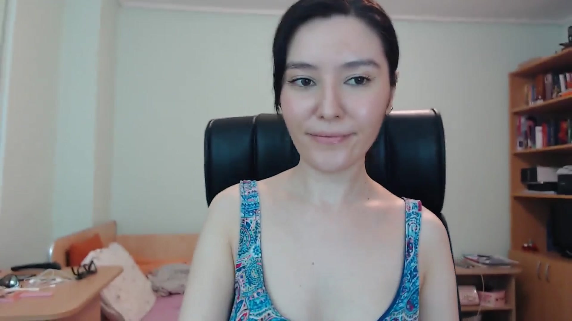 Gallery image thumbnail from SailorJupitr's myfreecams stream on, 06/21/2024, 21:09 image 6 of 20