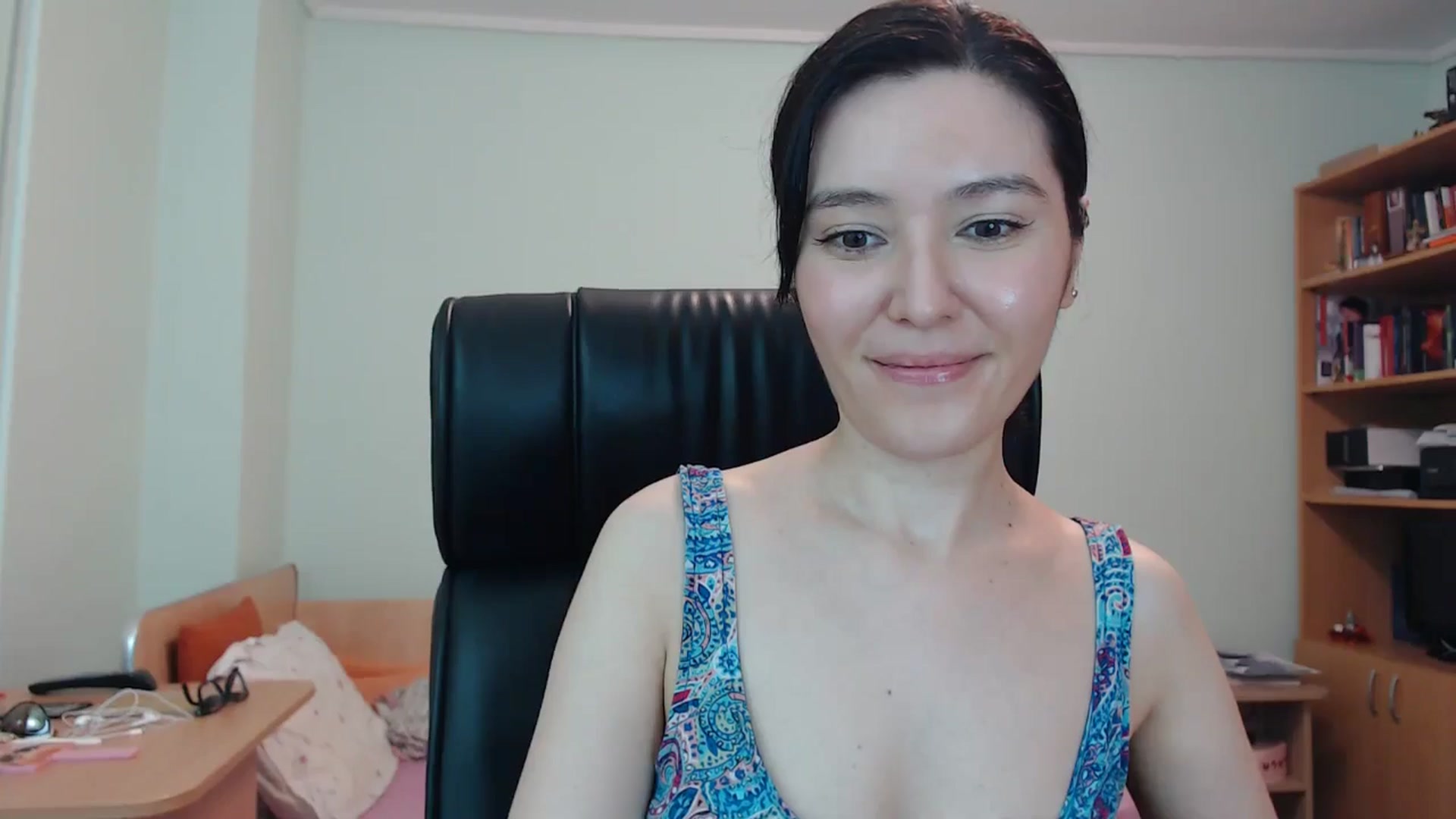 Gallery image thumbnail from SailorJupitr's myfreecams stream on, 06/21/2024, 21:09 image 7 of 20